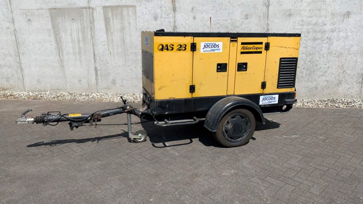 Generator 28 KVA 220/380V.